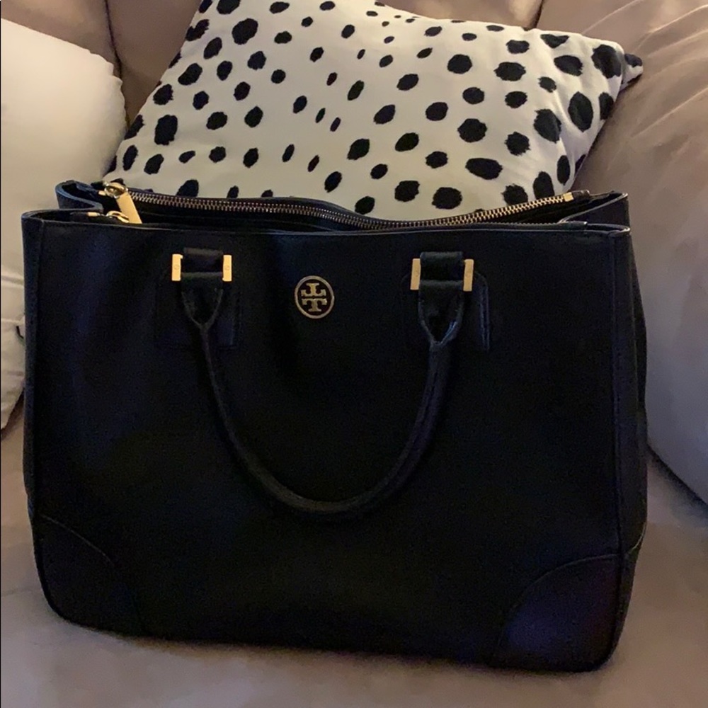 Black Tory Burch purse